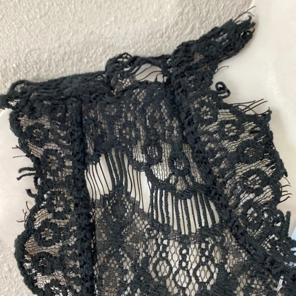 Intimately Free People Day Dream Black lace dress T9